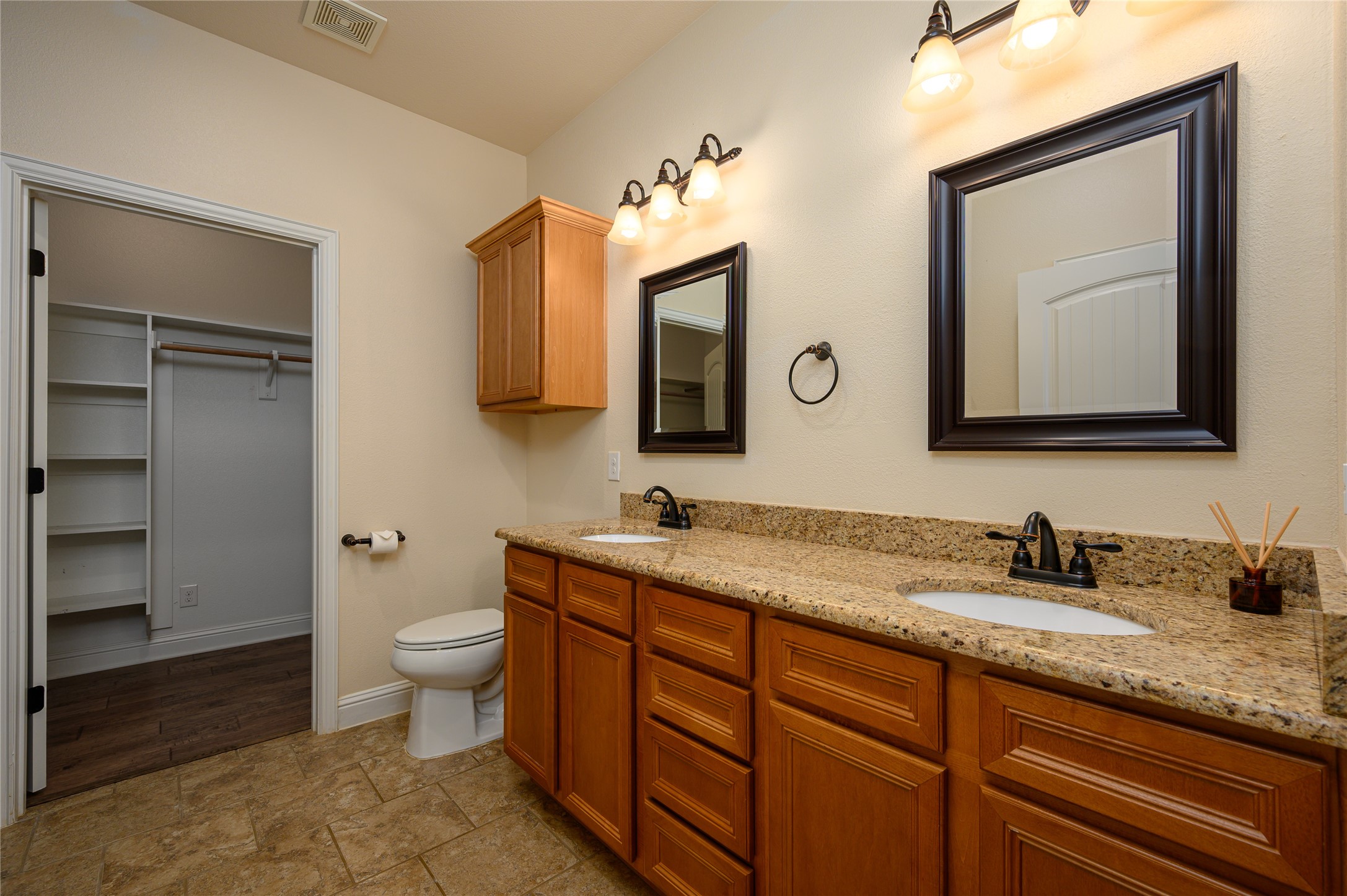 3008 Loy Lake Road Denison TX 75020