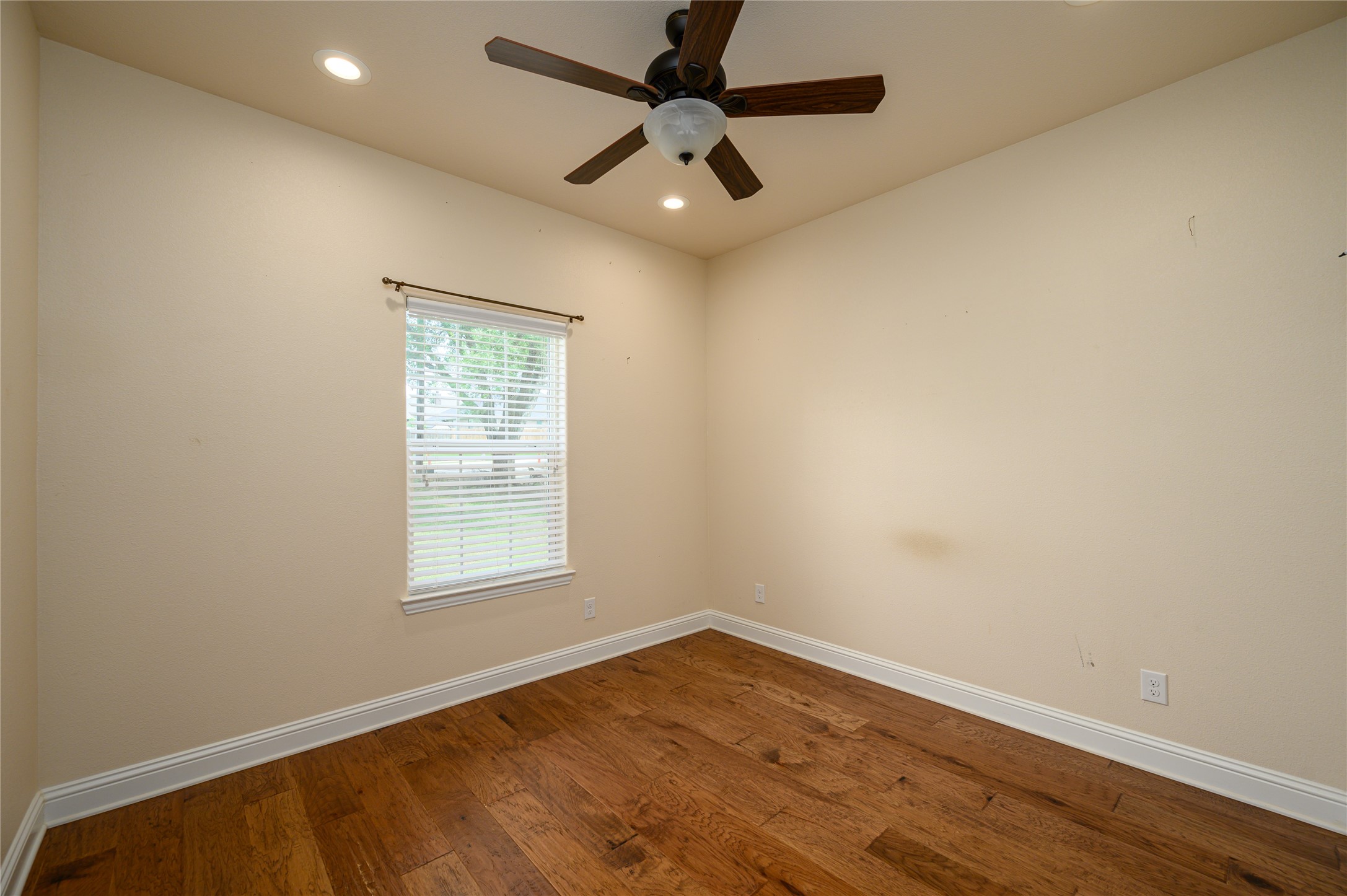 3008 Loy Lake Road Denison TX 75020