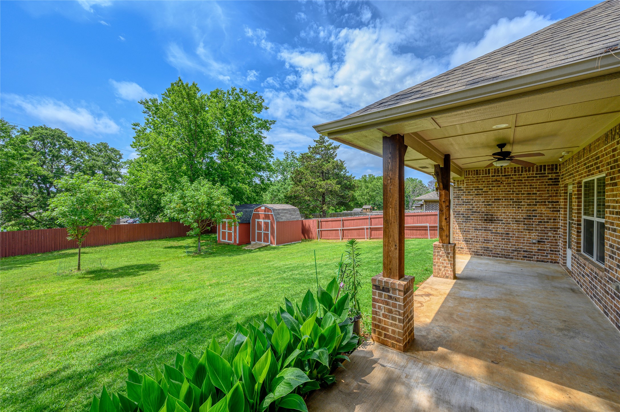 3008 Loy Lake Road Denison TX 75020
