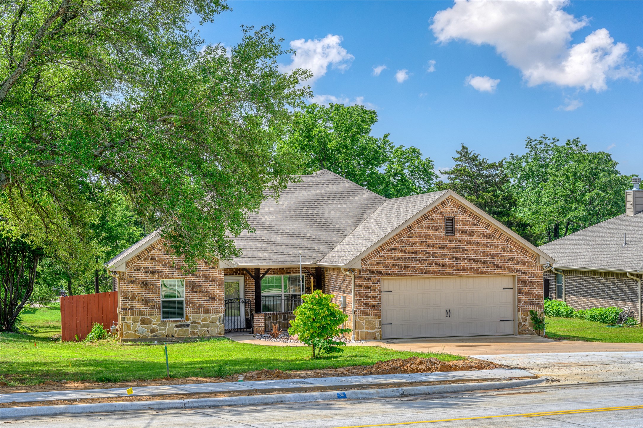 3008 Loy Lake Road Denison TX 75020
