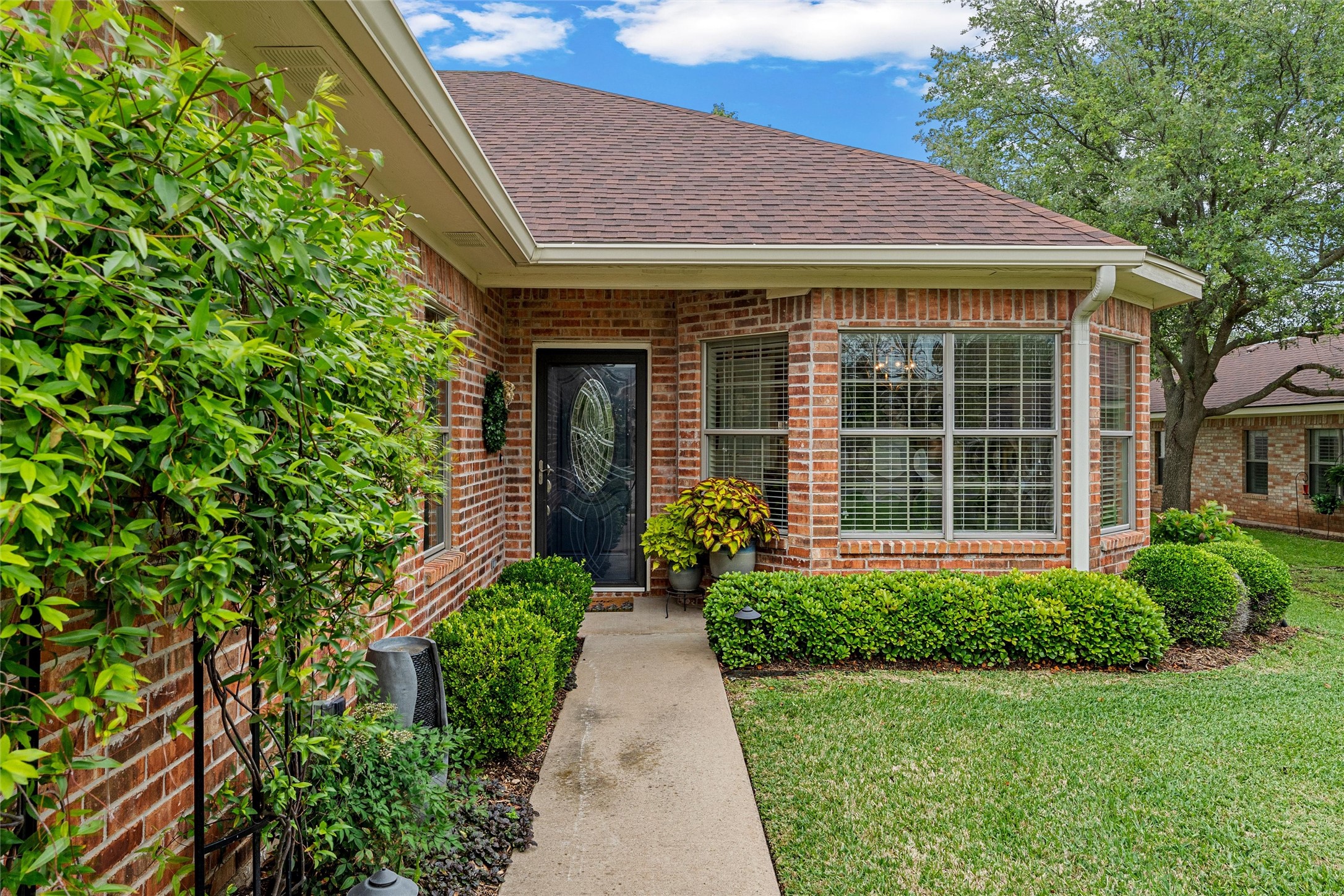 9136 Darby Lane Waco TX 76712