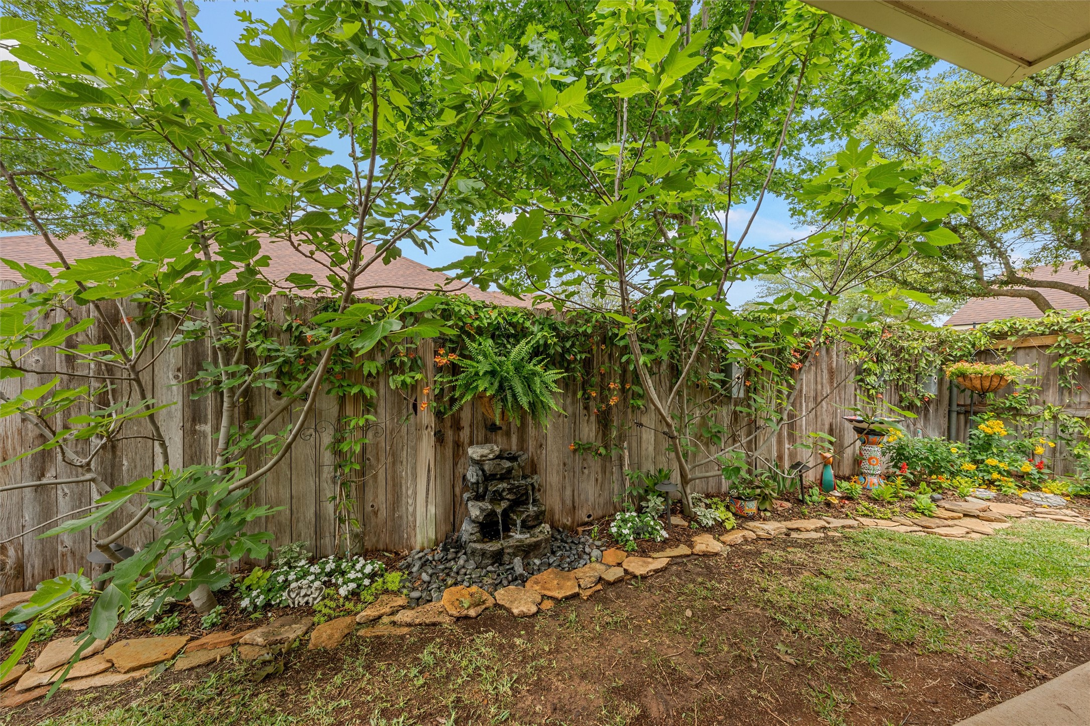 9136 Darby Lane Waco TX 76712
