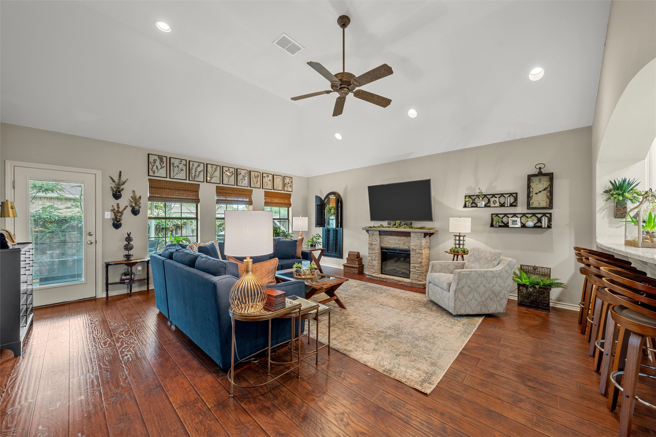 9136 Darby Lane Waco TX 76712