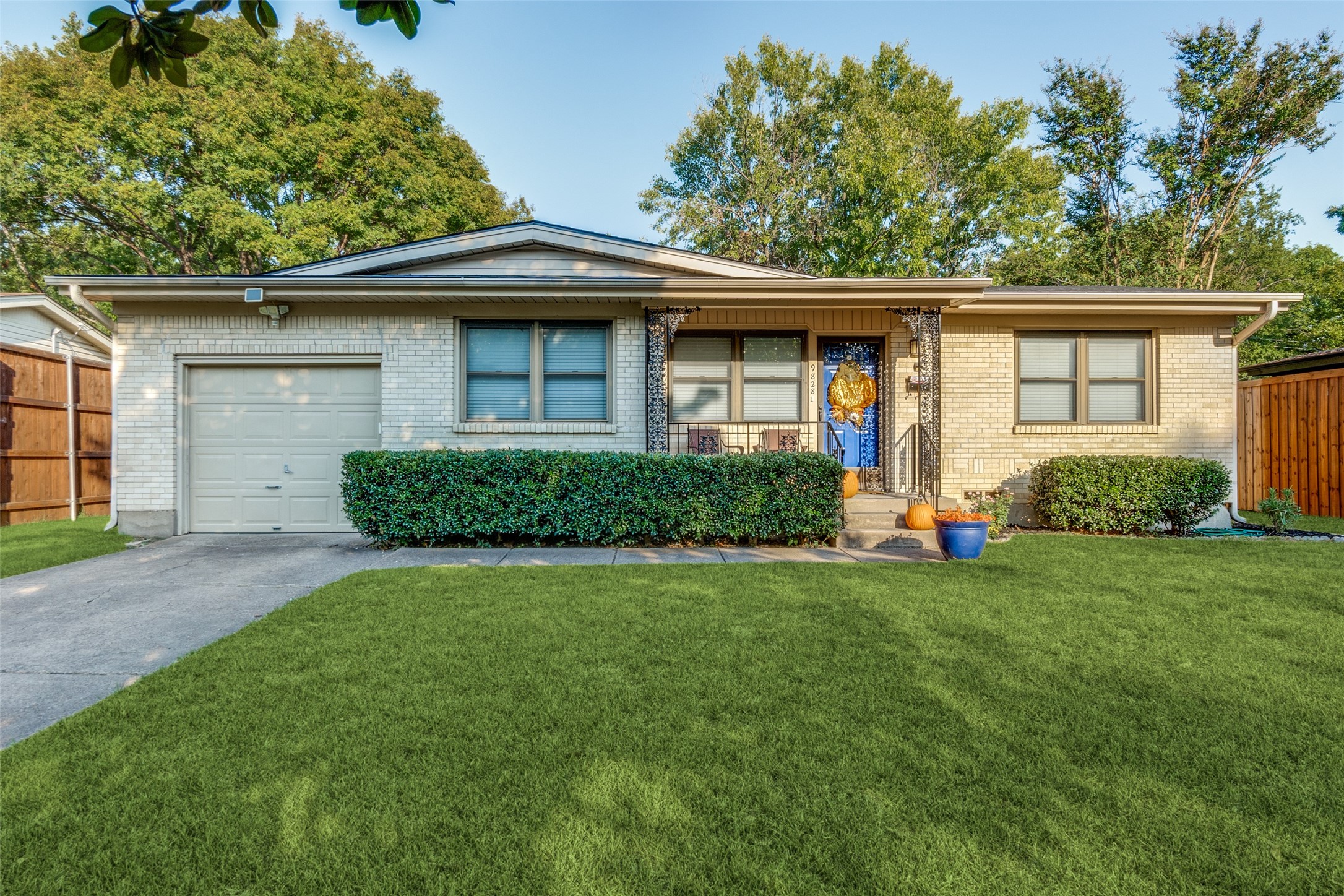 9828 San Lea Drive Dallas TX 75228