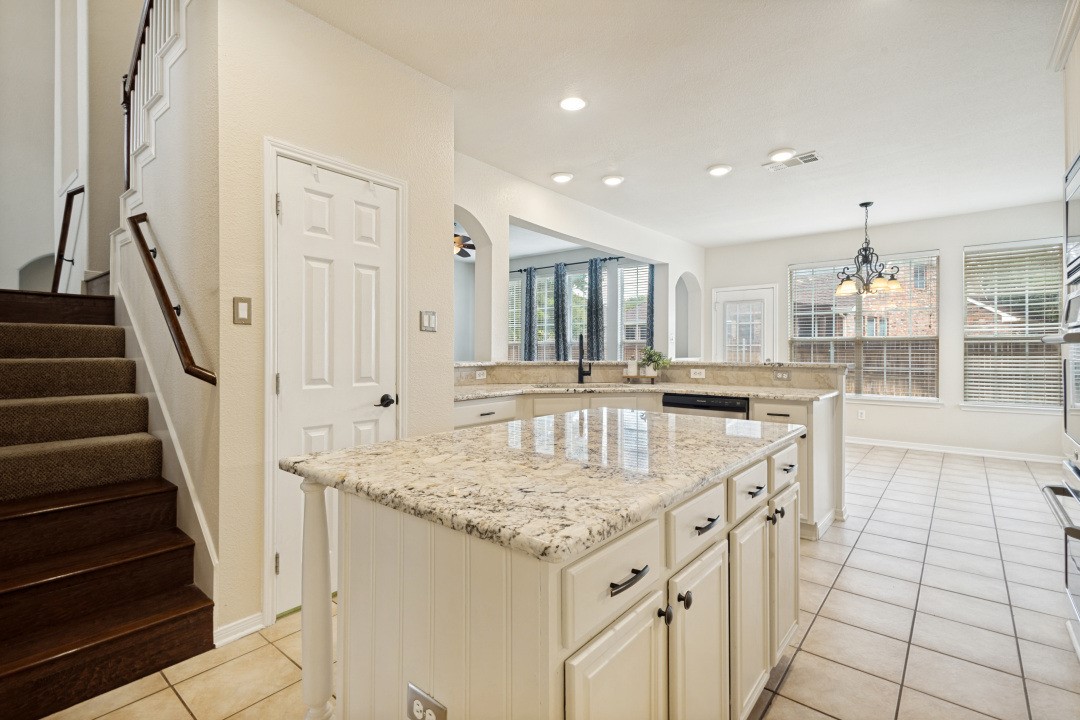 302 Village Trail Trophy Club TX 76262