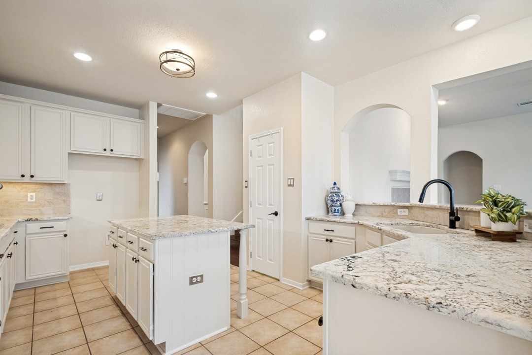 302 Village Trail Trophy Club TX 76262