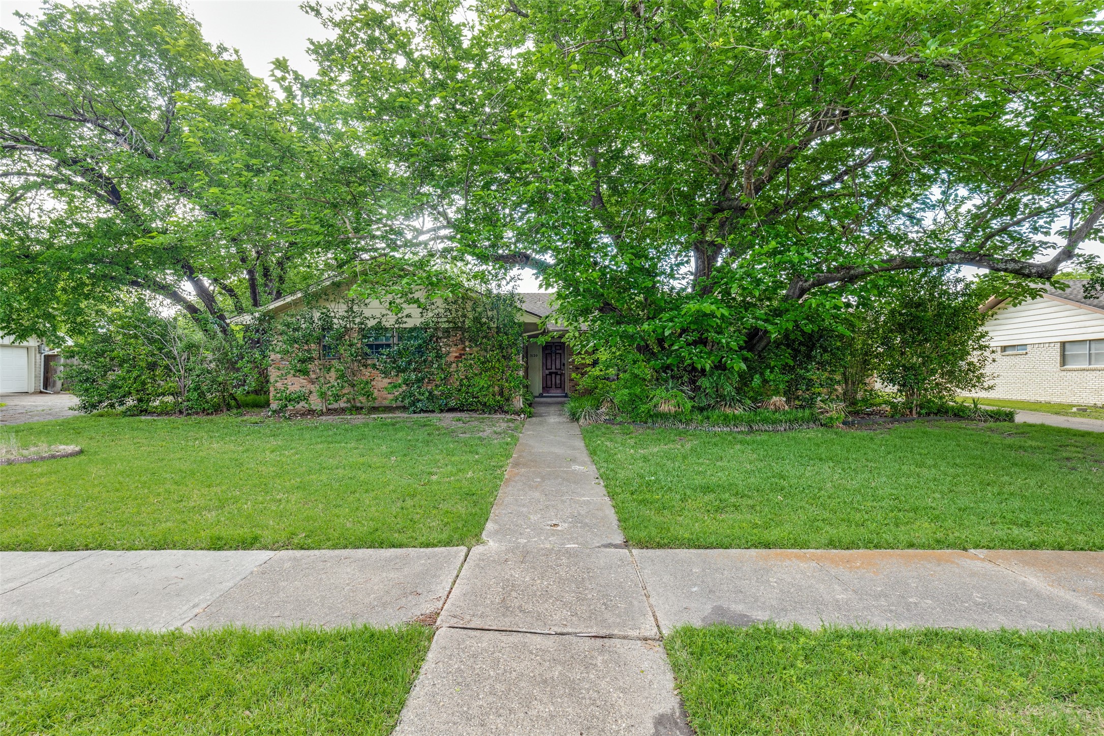 3120 Sombrero Drive Dallas TX 75229