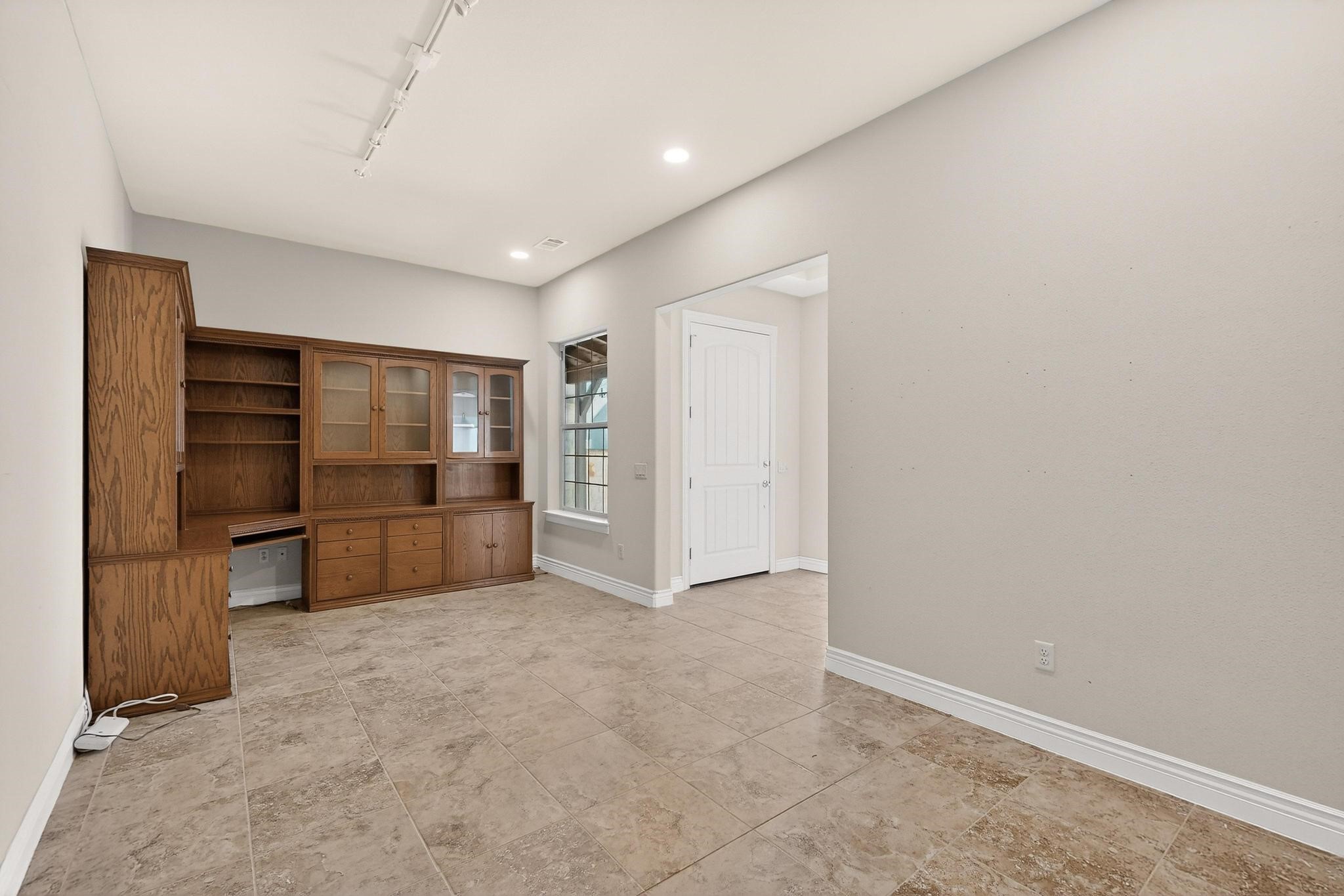 8708 Crestview Drive Denton TX 76207