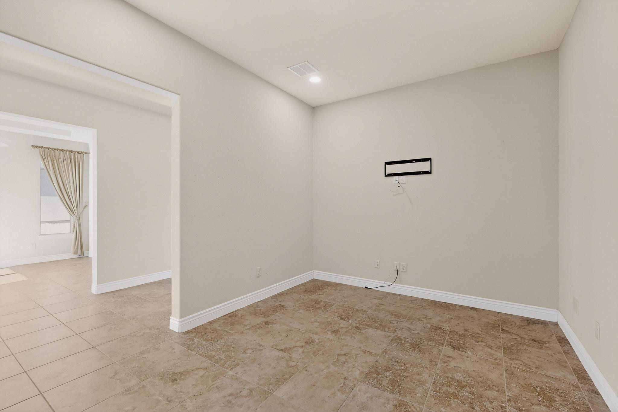8708 Crestview Drive Denton TX 76207