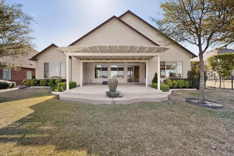 8708 Crestview Drive Denton TX 76207