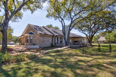 101 Wasco Cove Gainesville TX 76240