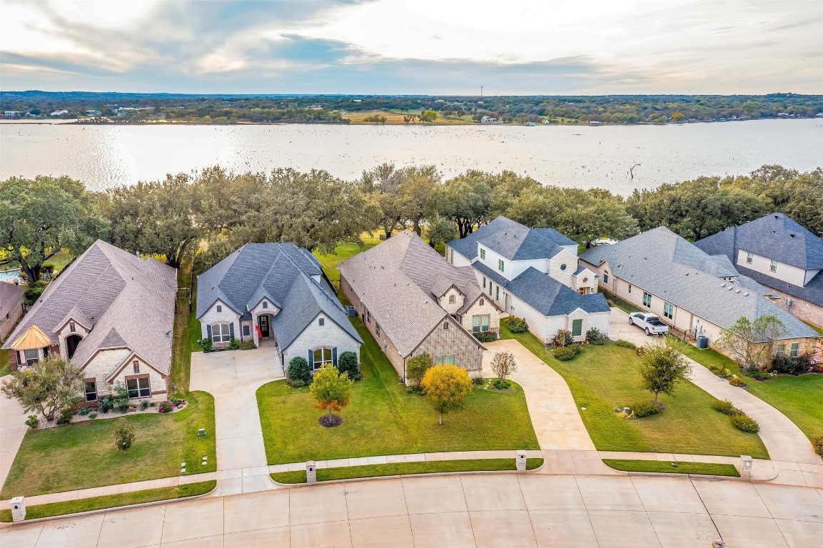 3520 Abes Landing Drive Granbury TX 76049