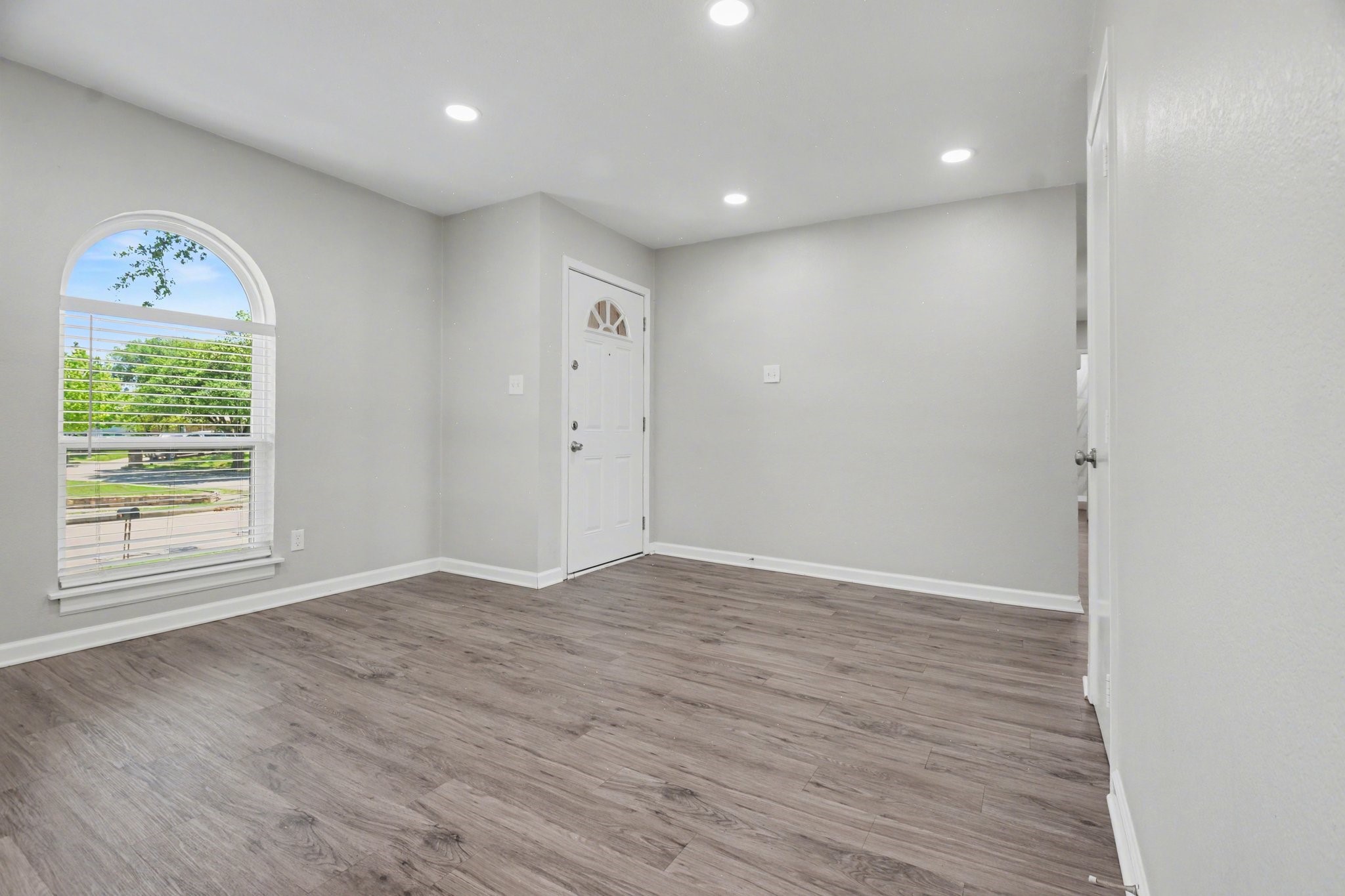 2901 Mill Trail Carrollton TX 75007