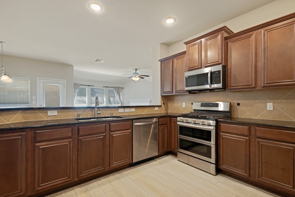 1117 Bexar Avenue Melissa TX 75454
