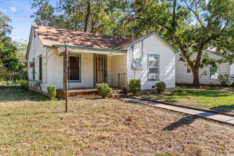 316 Ritchey Street Gainesville TX 76240