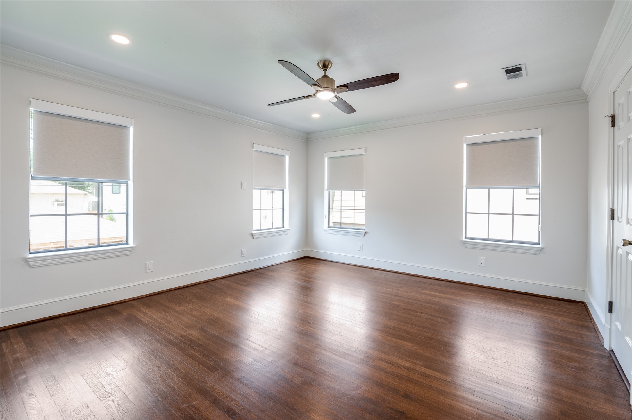 4141-4143 Prescott Avenue Dallas TX 75219