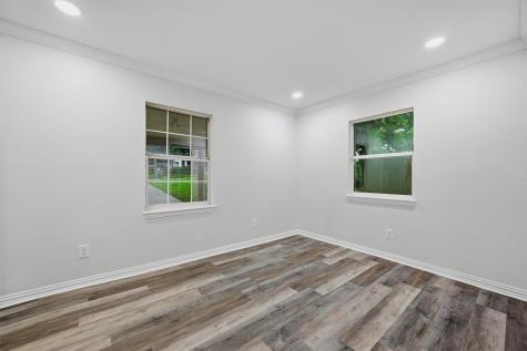 909 Thatcher Street Denison TX 75020