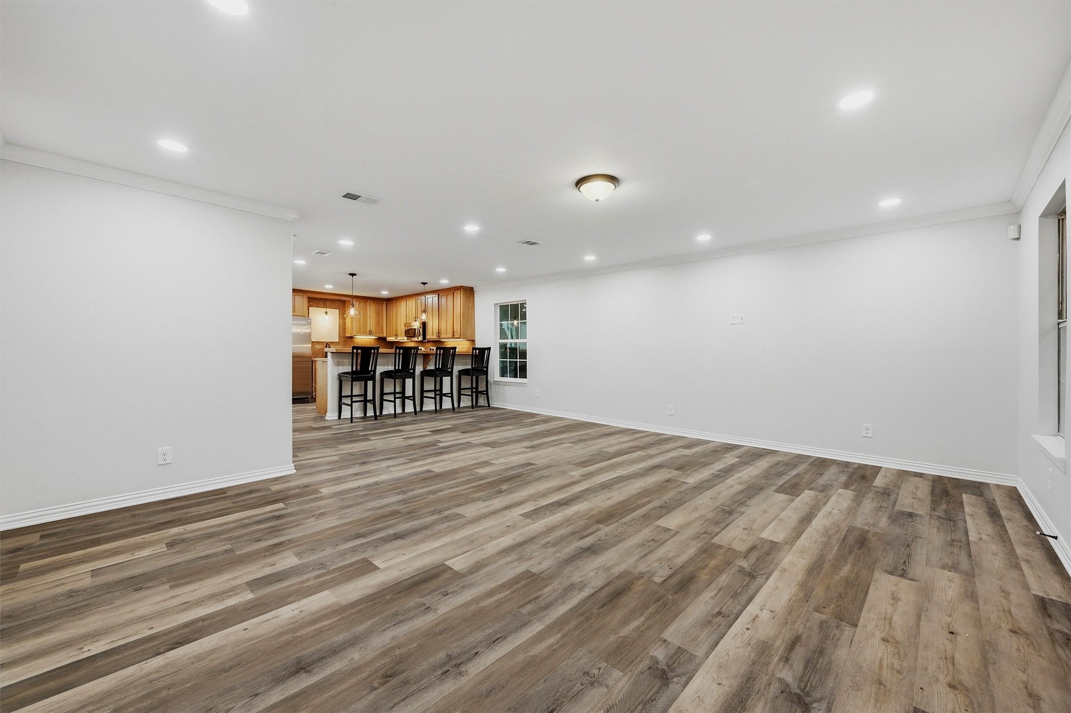 909 Thatcher Street Denison TX 75020