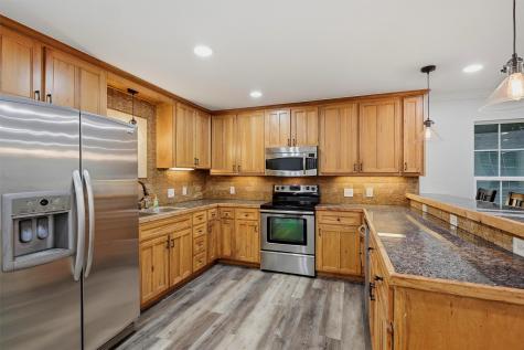 909 Thatcher Street Denison TX 75020