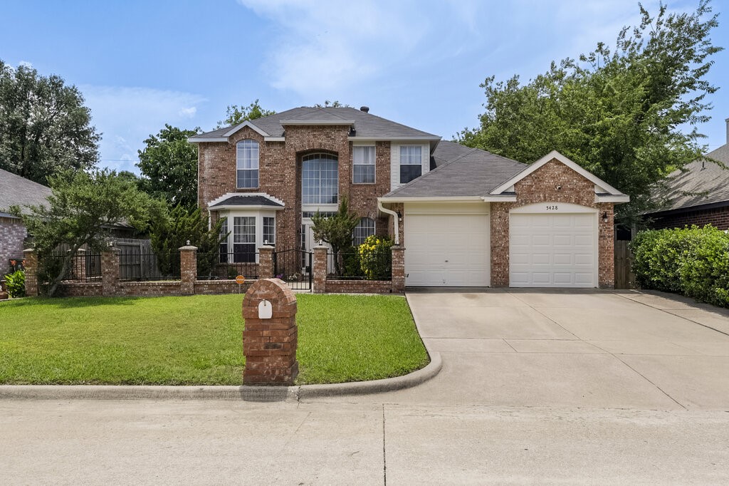 5428 Rolling Green Road Arlington TX 76017