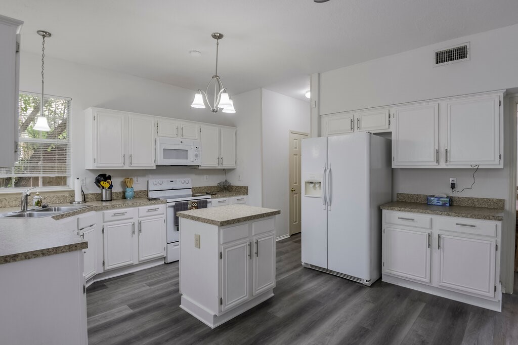 5428 Rolling Green Road Arlington TX 76017