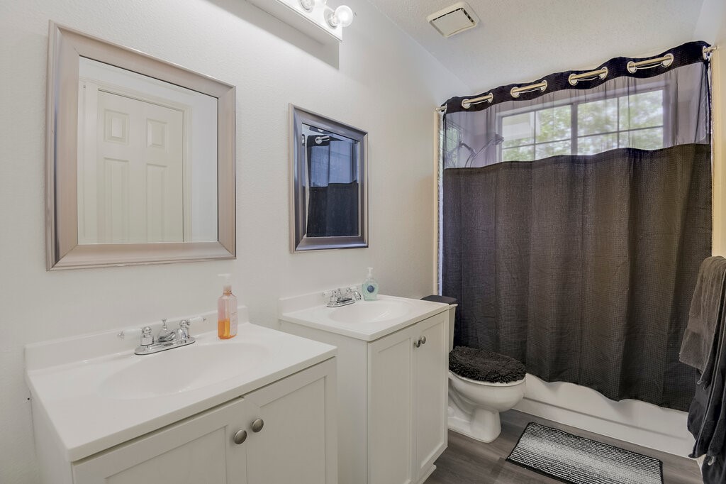 5428 Rolling Green Road Arlington TX 76017