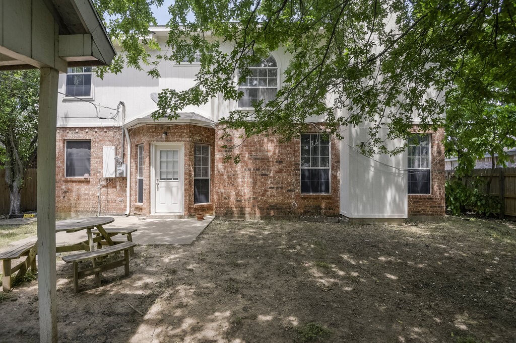 5428 Rolling Green Road Arlington TX 76017