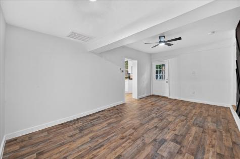 538 Pemberton Hill Road Dallas TX 75217