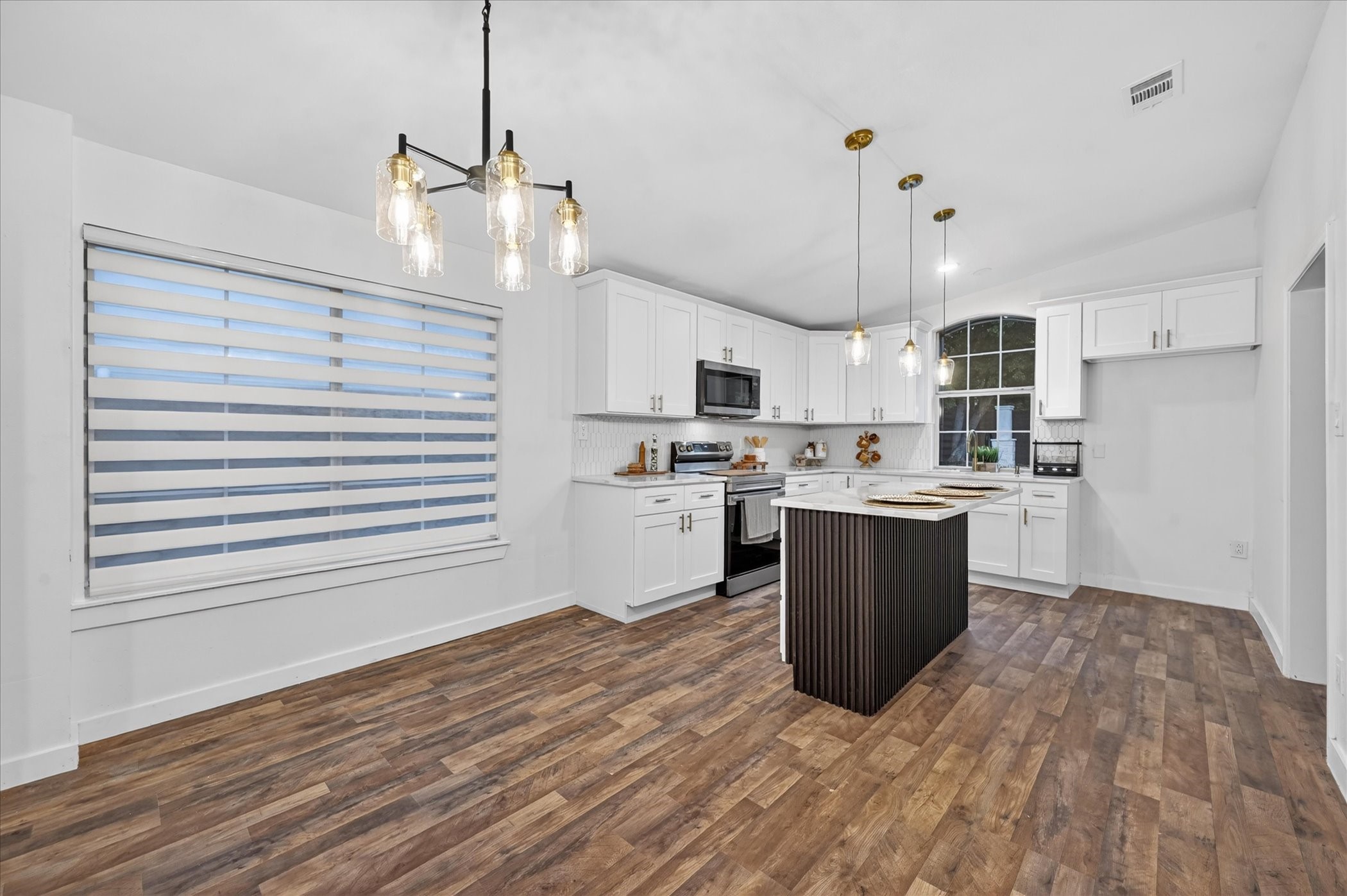 538 Pemberton Hill Road Dallas TX 75217