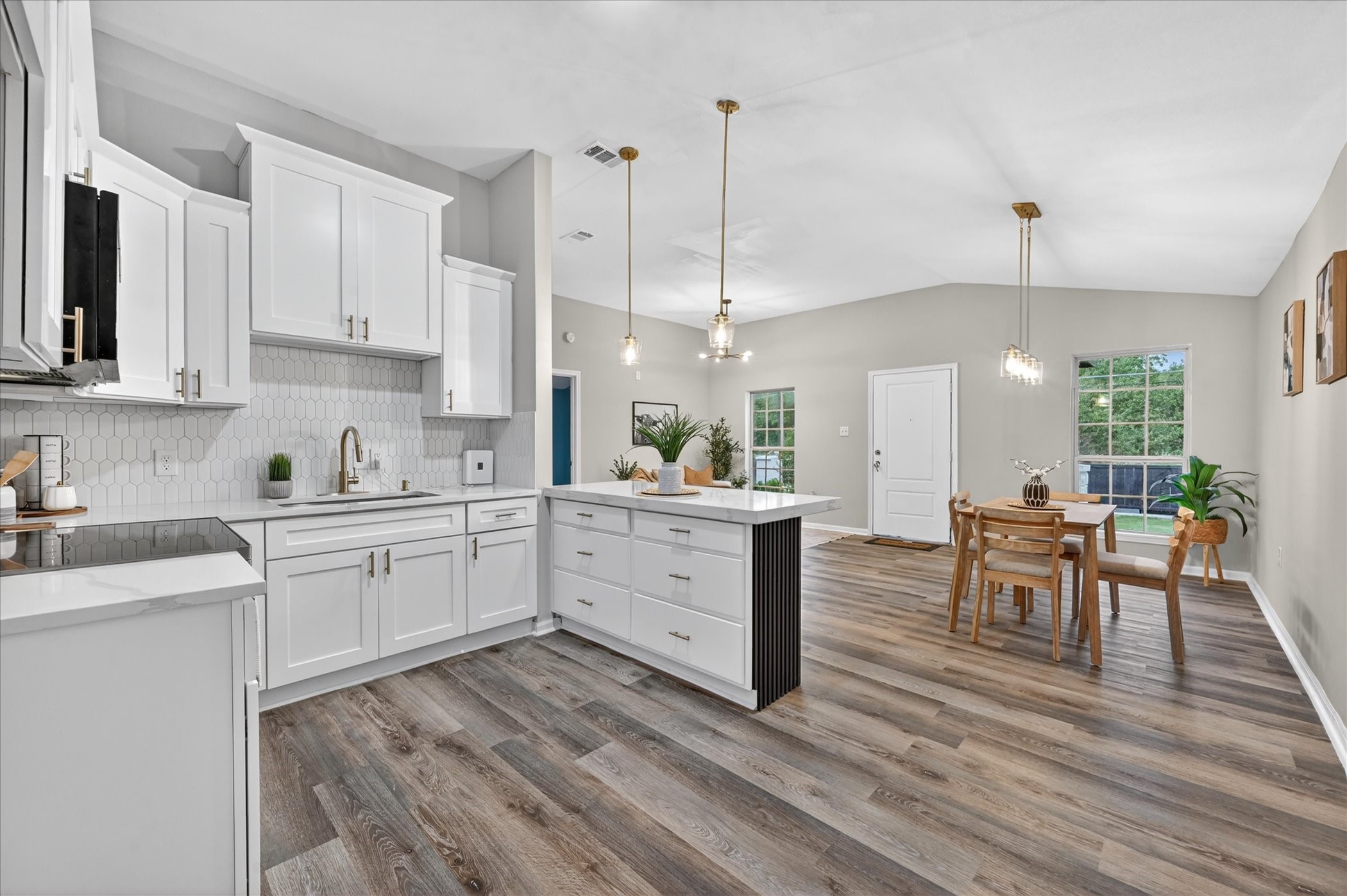 538 Pemberton Hill Road Dallas TX 75217