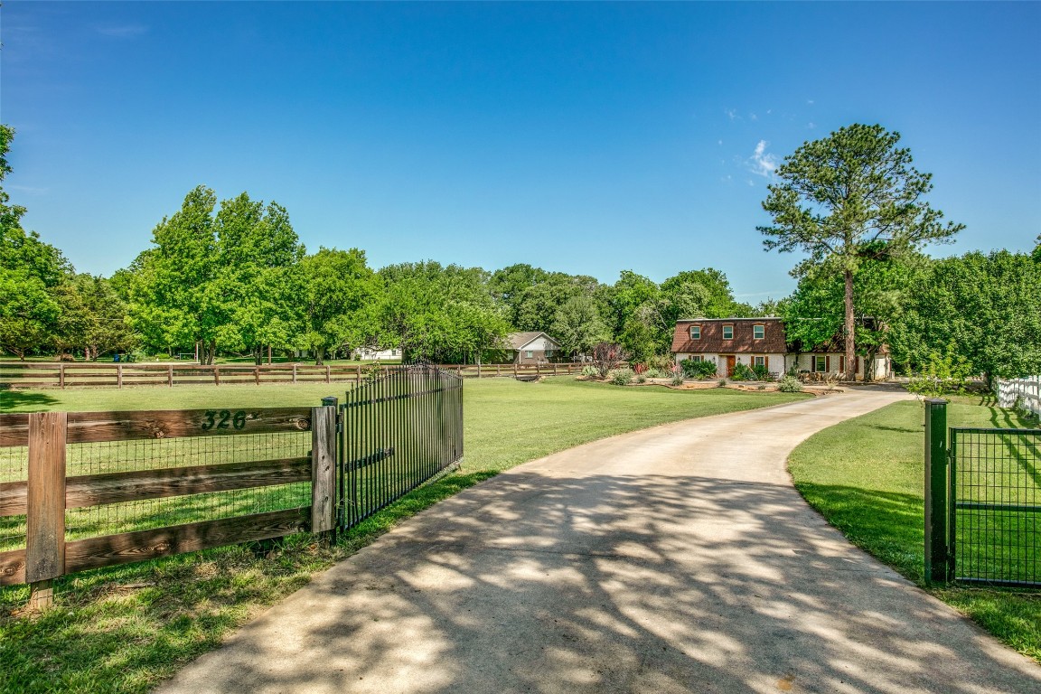 326 Old Justin Road Argyle TX 76226