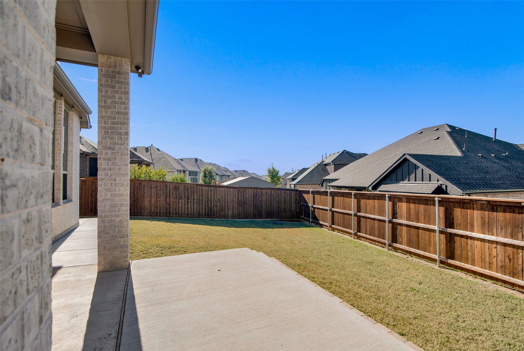 3703 Bridlewood Trail Denison TX 75020