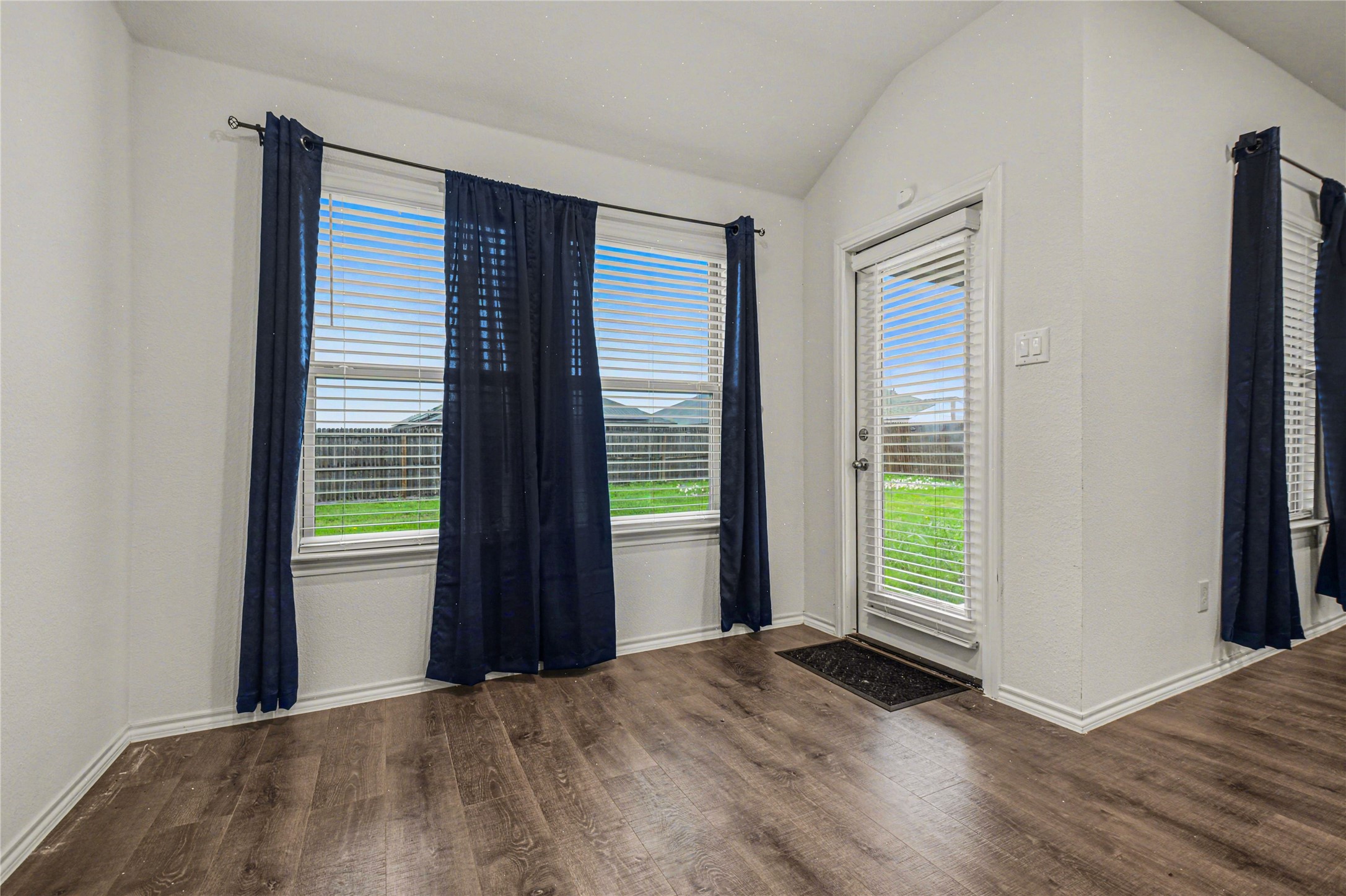 3119 Holstein Drive Forney TX 75126