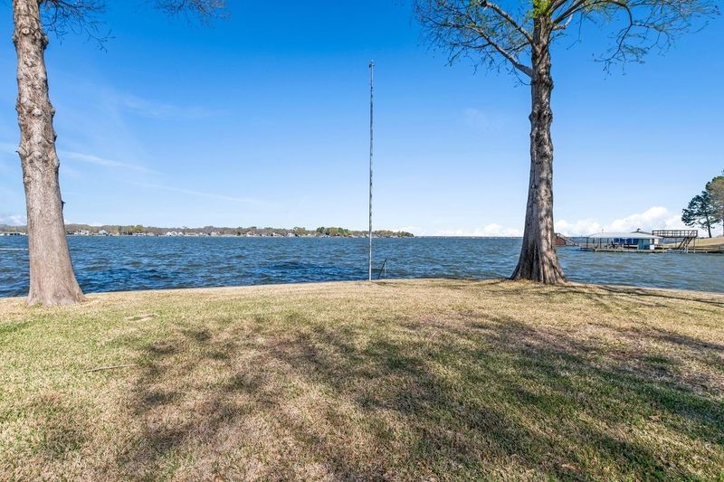 104 Sunset Cove Trinidad TX 75163
