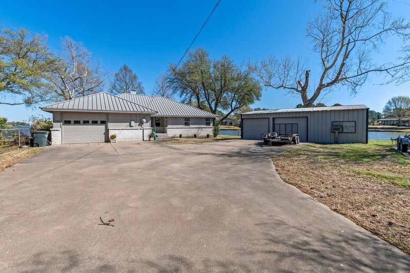104 Sunset Cove Trinidad TX 75163