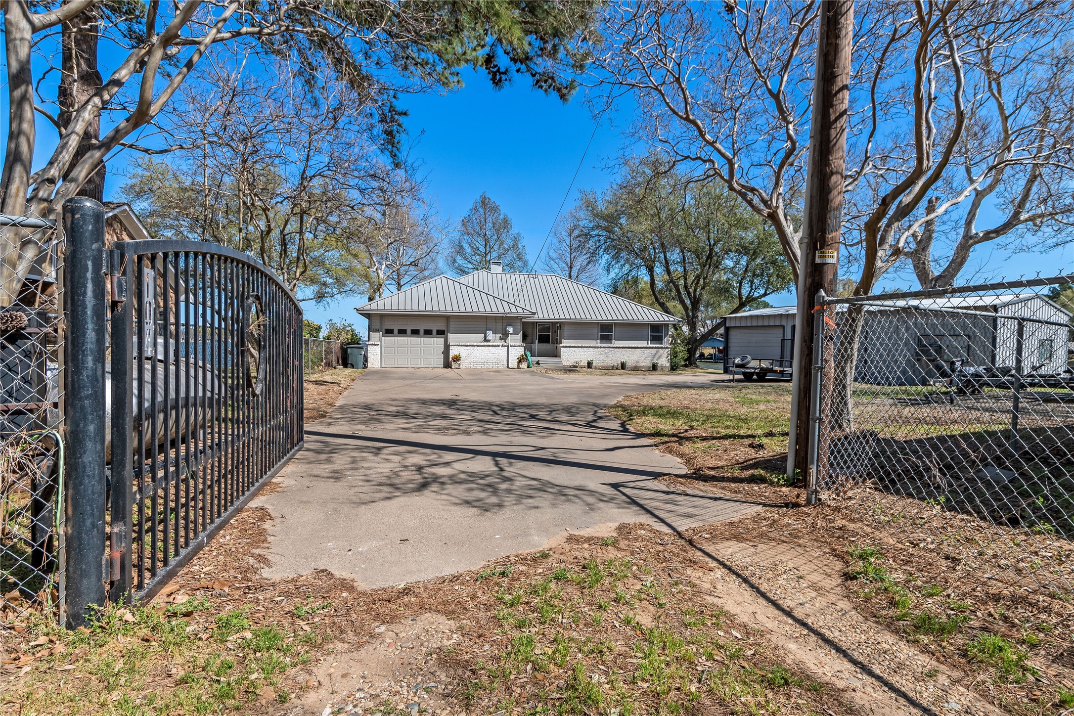 104 Sunset Cove Trinidad TX 75163