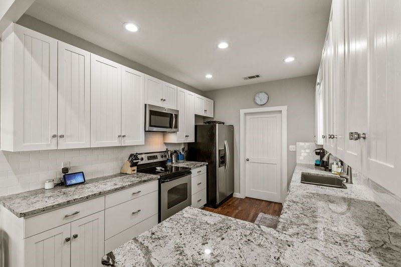 104 Sunset Cove Trinidad TX 75163