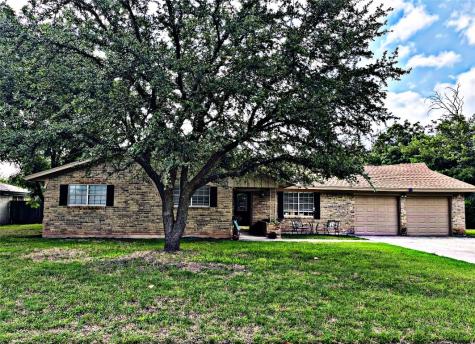 1709 Southgate Drive Brownwood TX 76801