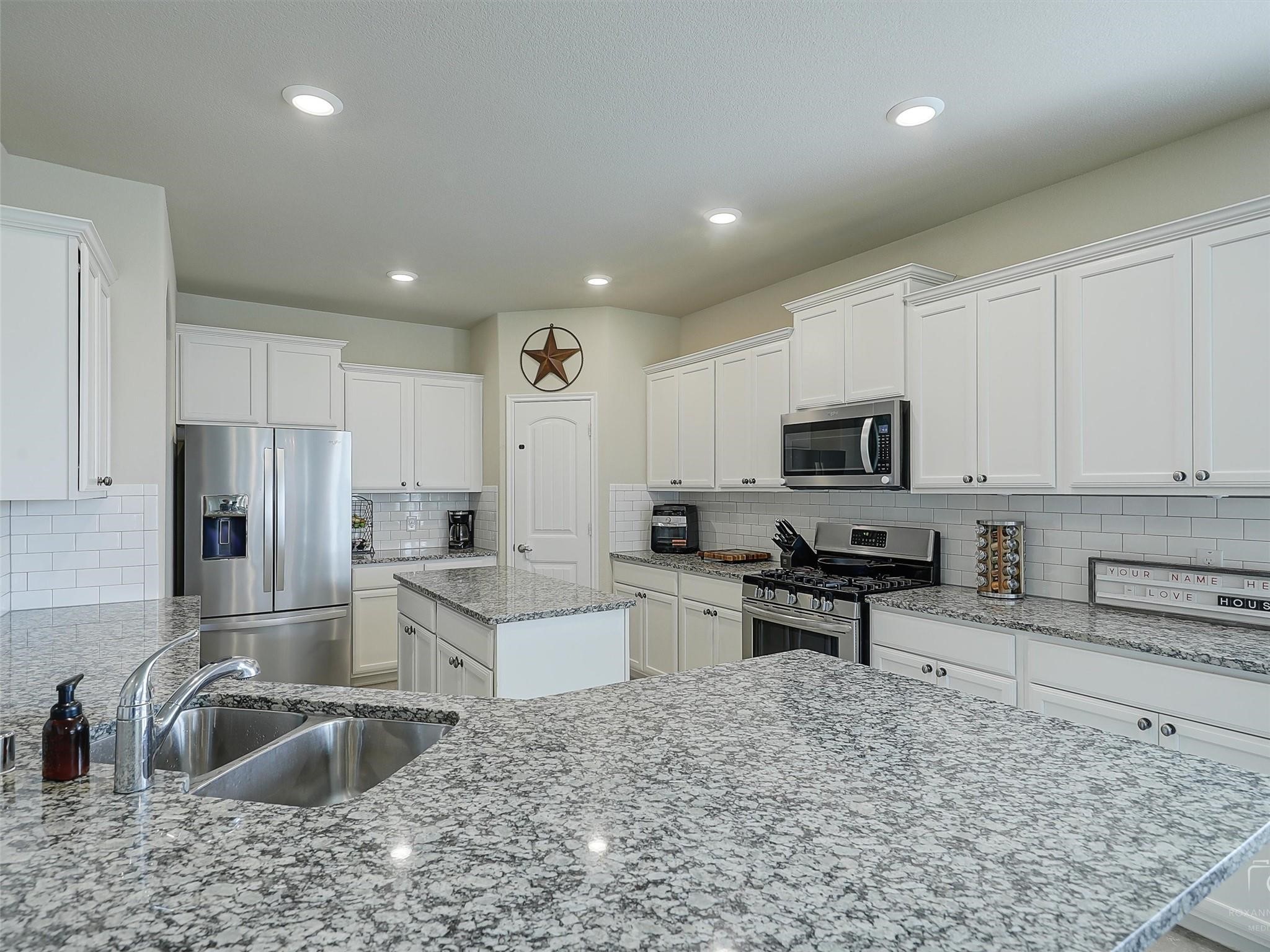 805 Lake Cypress Lane Little Elm TX 75068