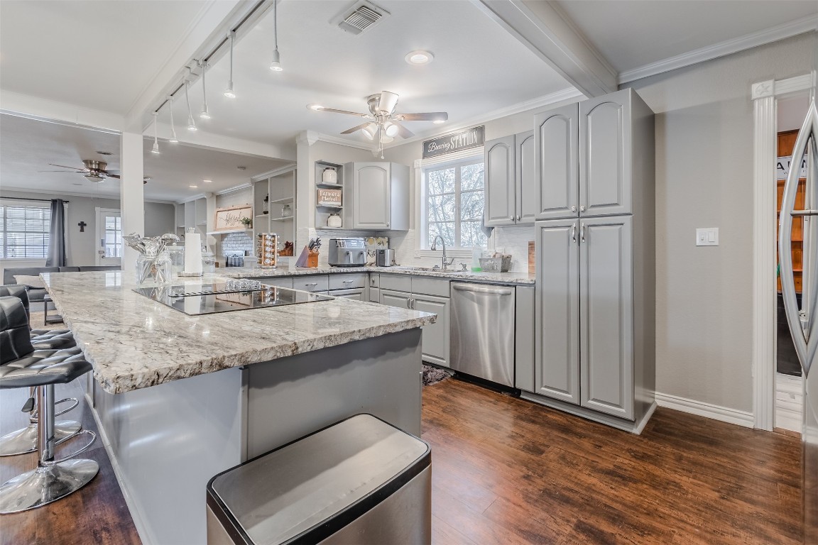 1824 Martel Avenue Fort Worth TX 76103