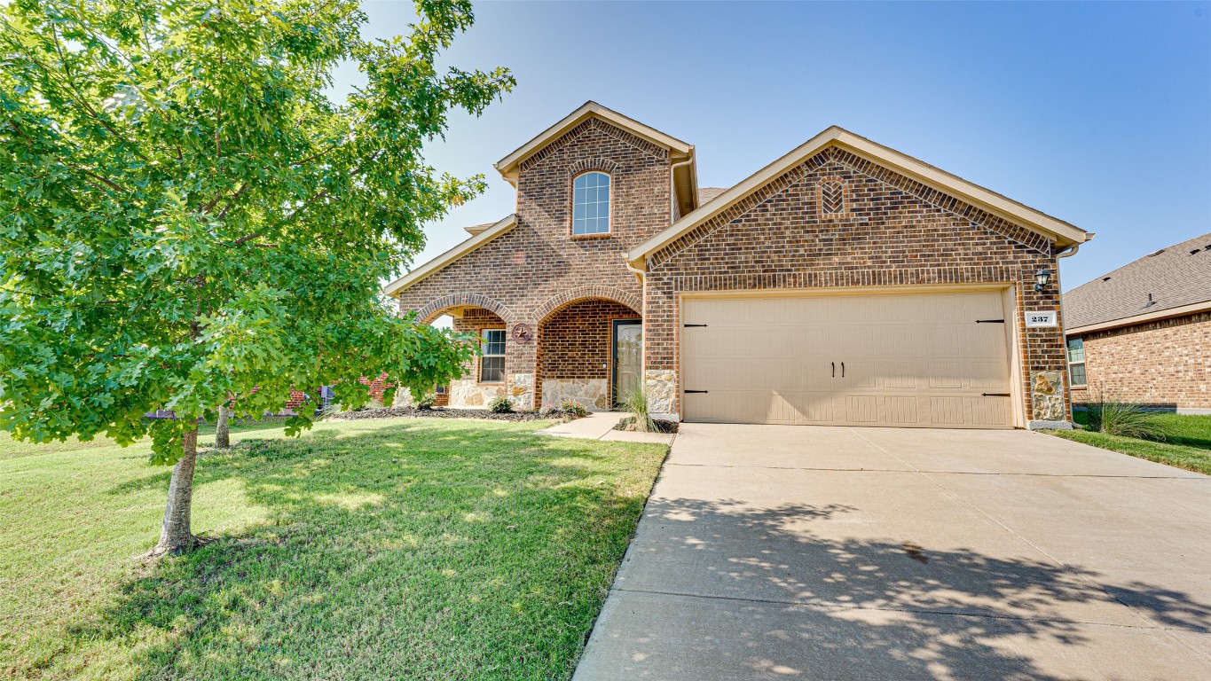 237 Clydesdale Street Waxahachie TX 75165