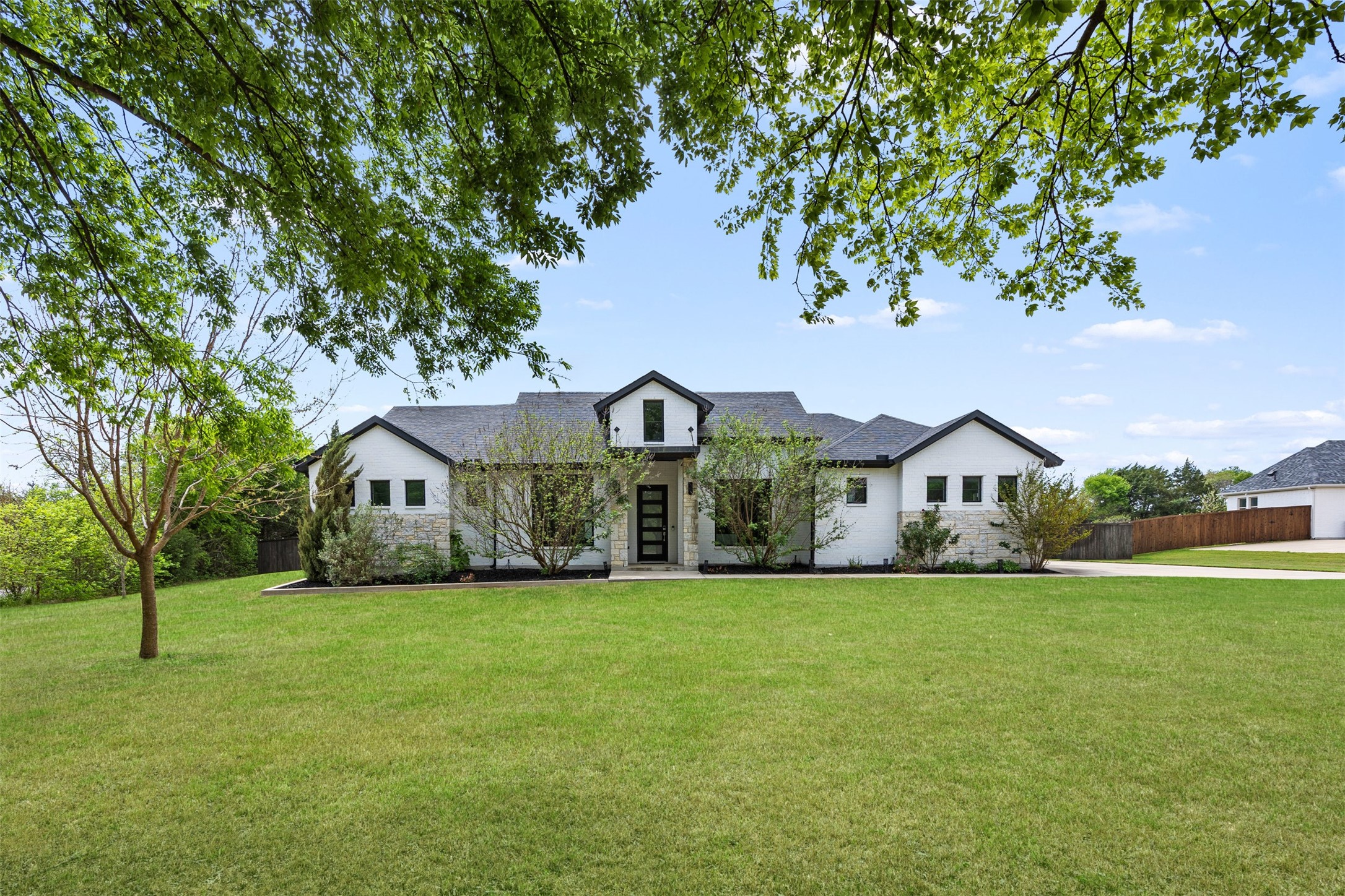 1730 Lone Elm Road Waxahachie TX 75167