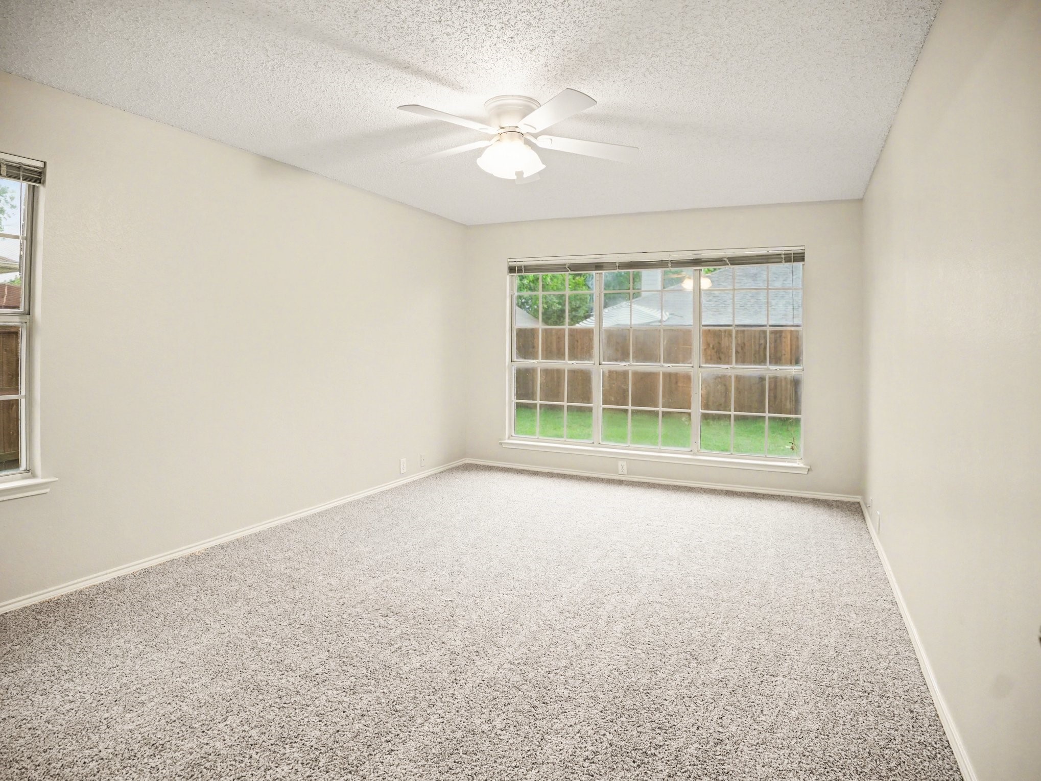 4523 Hanover Street Grand Prairie TX 75052