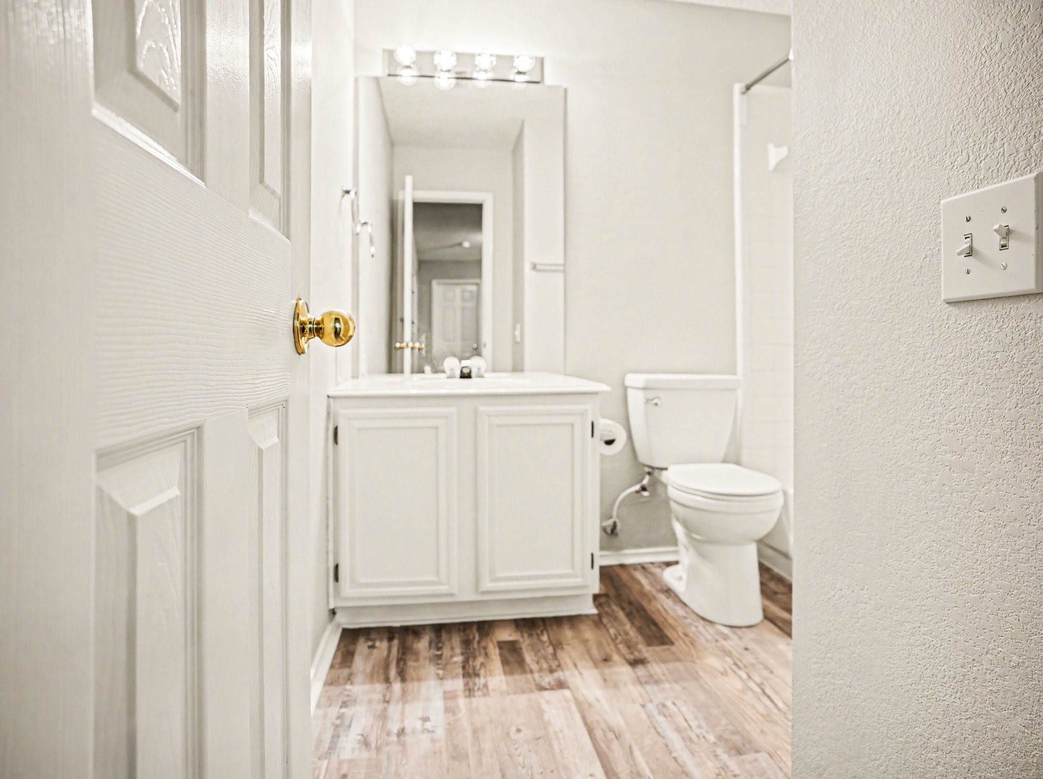 4523 Hanover Street Grand Prairie TX 75052