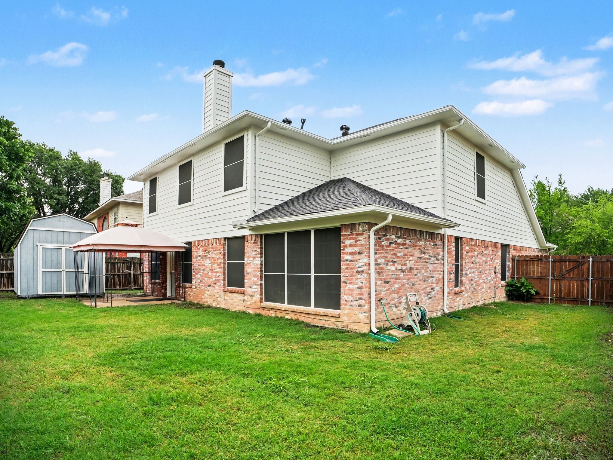 4523 Hanover Street Grand Prairie TX 75052
