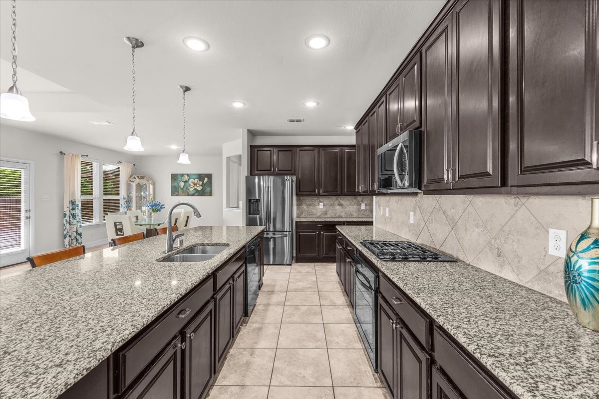 7521 Aubrac Way Fort Worth TX 76131