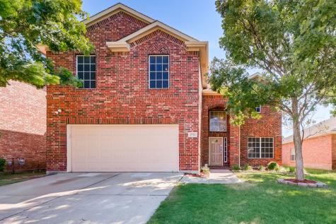 2733 Red Wolf Drive Fort Worth TX 76244