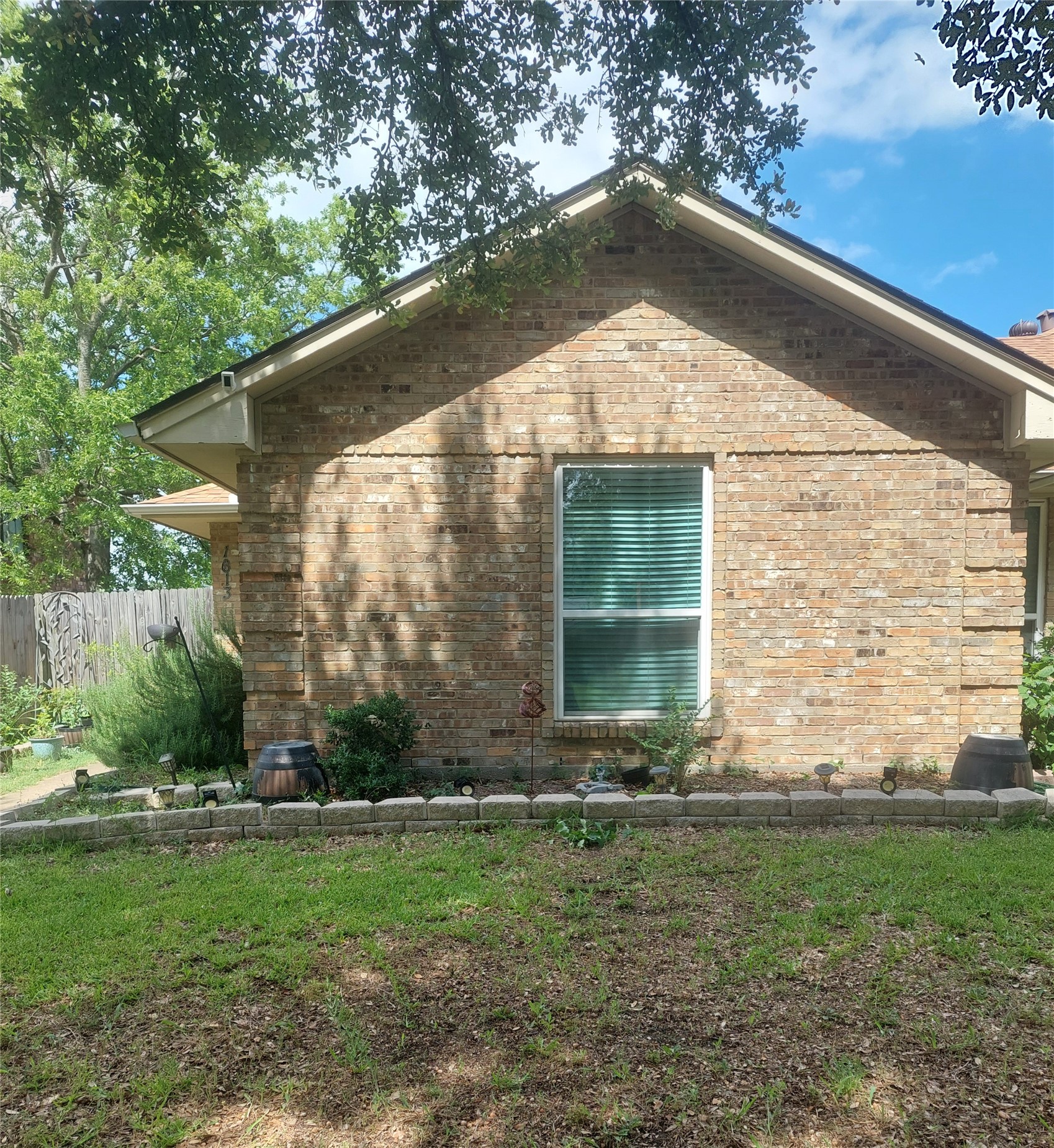 1613 Crescent Lane Duncanville TX 75137