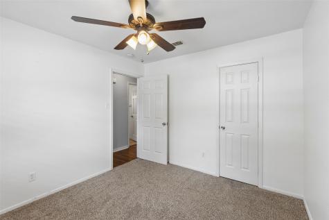 5437 Greenwood Way North Richland Hills TX 76180