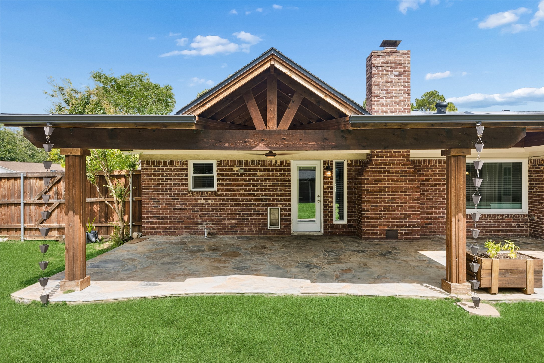 5437 Greenwood Way North Richland Hills TX 76180
